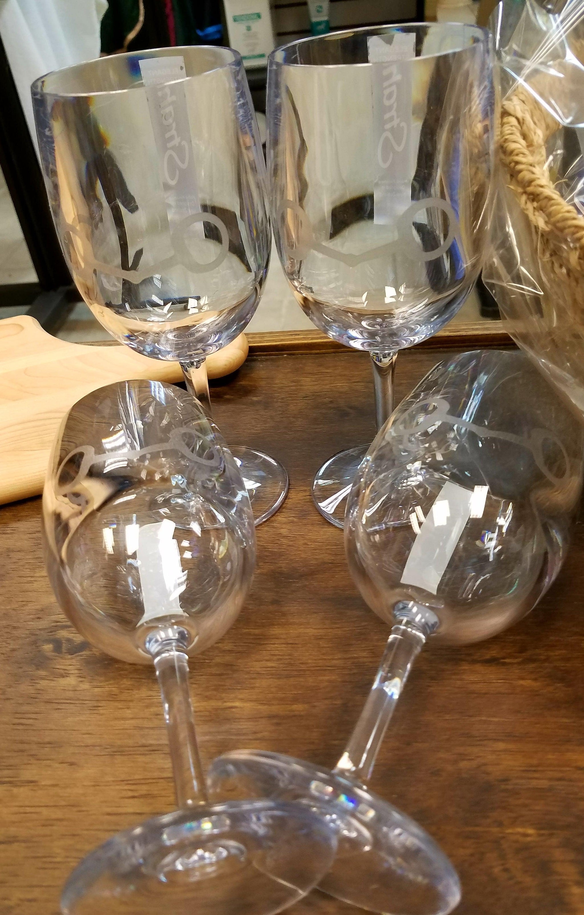 Custom Wine Glass Gift Basket with Engraved Art 
