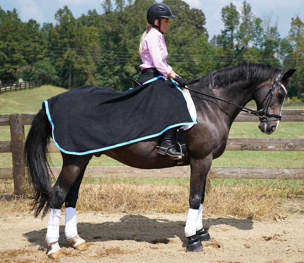 Custom Wool Keyhole Quarter Sheet - Wilsun Custom Horse Blankets & Fine Horse Accessories