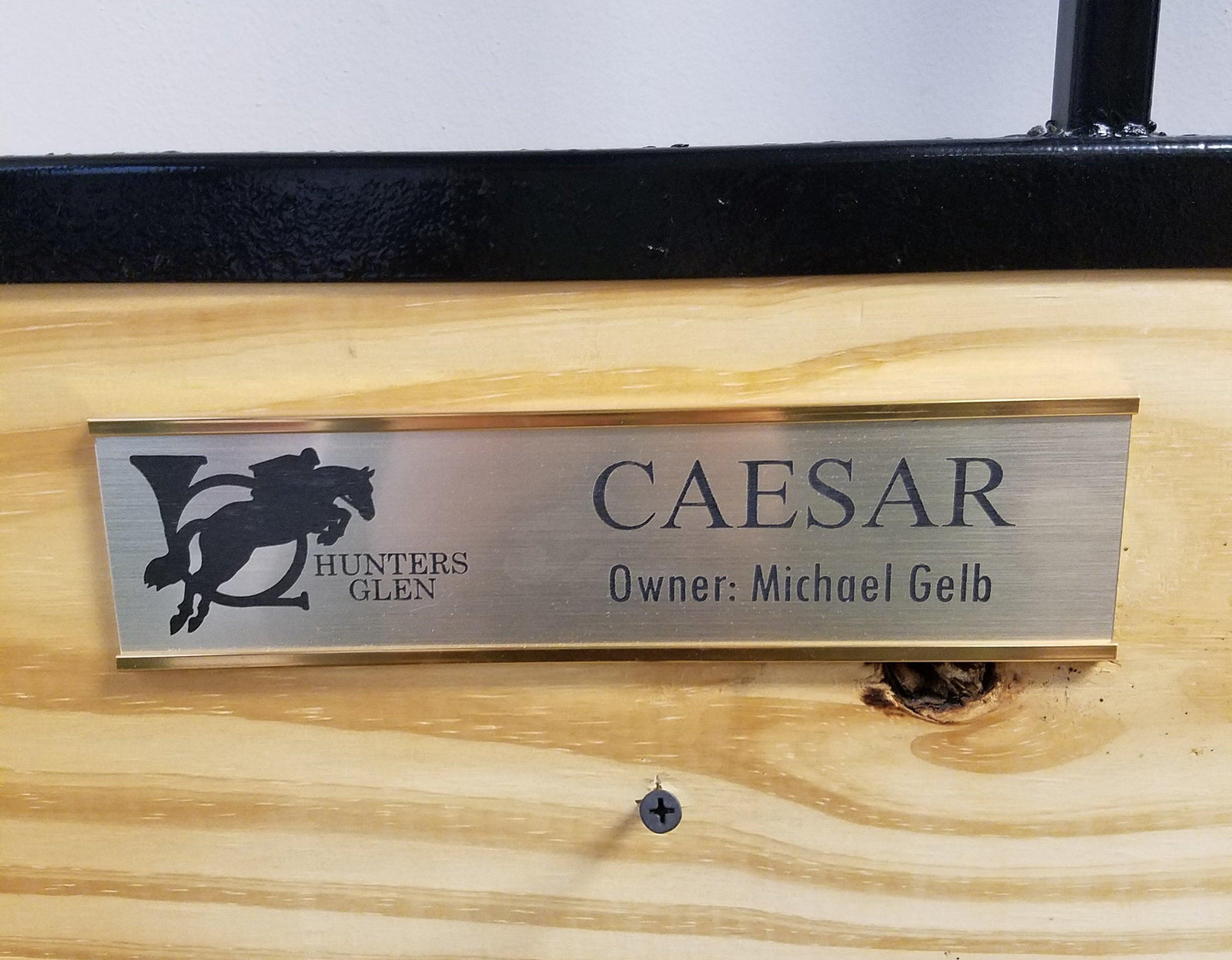 Engraved Plastic Stall Plate - Wilsun Custom Horse Blankets & Fine Horse Accessories